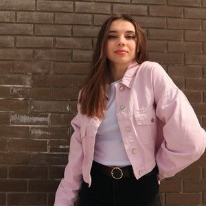 Meet your Posher, Layna